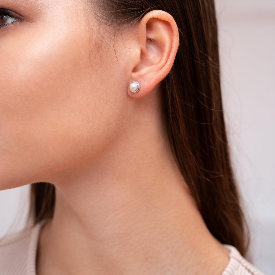 Sterling Silver Ear Cuff with Chain and Natural Freshwater Pear