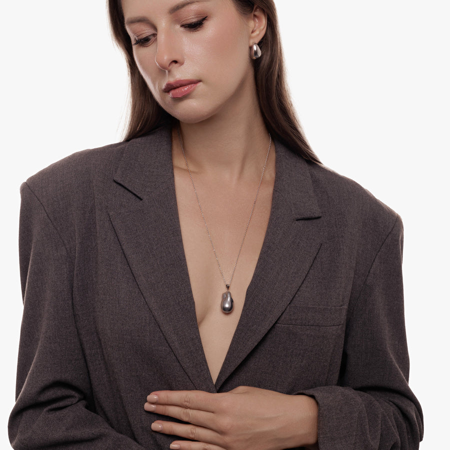 Sterling Silver Necklace with Mother of Pearl
