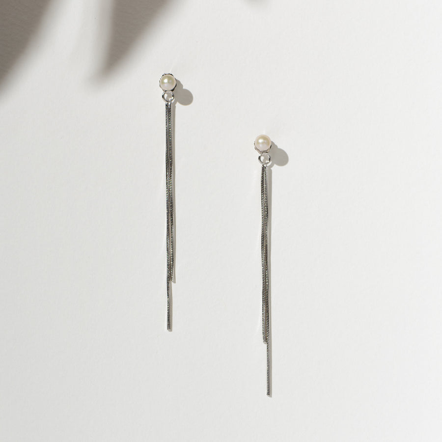 Sterling Silver Dangling Earrings with Natural Freshwater Pearl