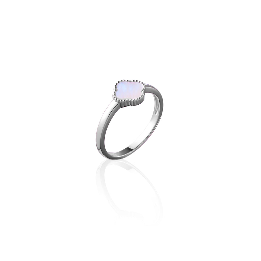 Sterling Silver Four Leaf Clover Ring with Natural Mother of Pearl