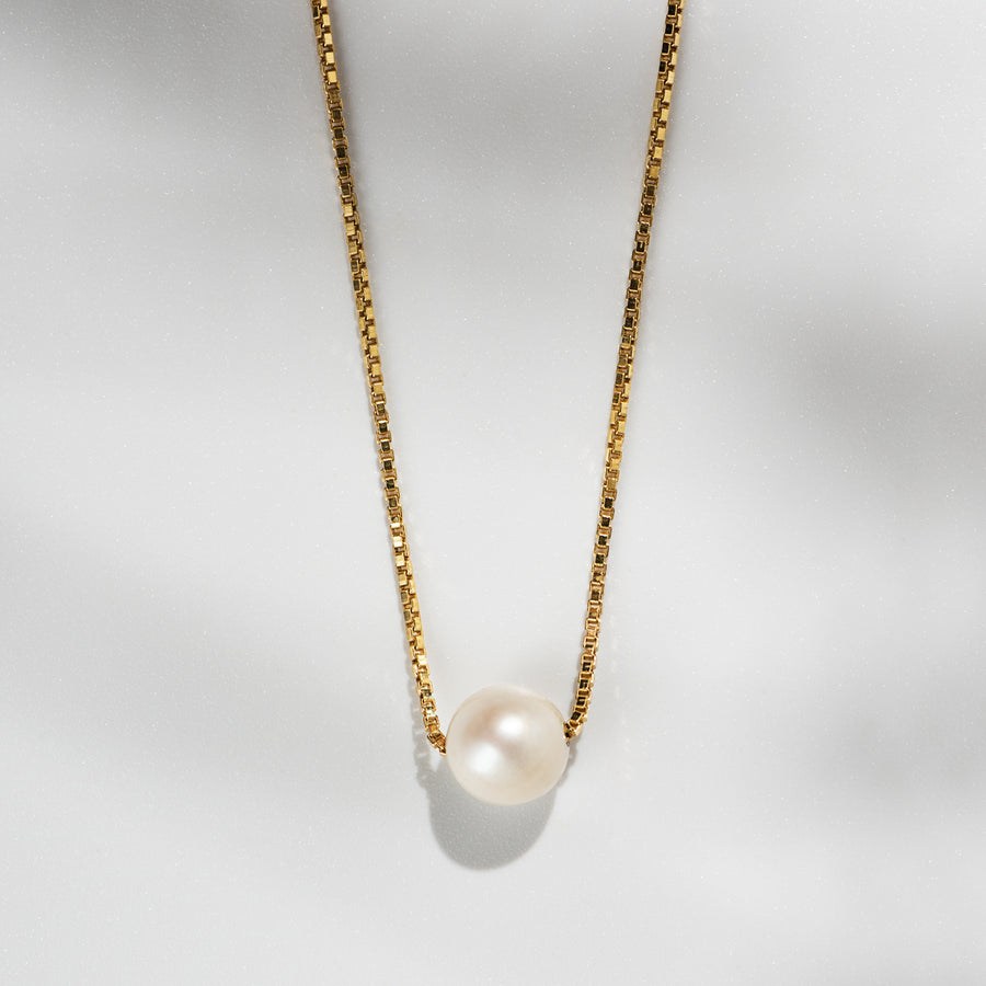18K Gold Vermeil Necklace with Natural Freshwater Pearl