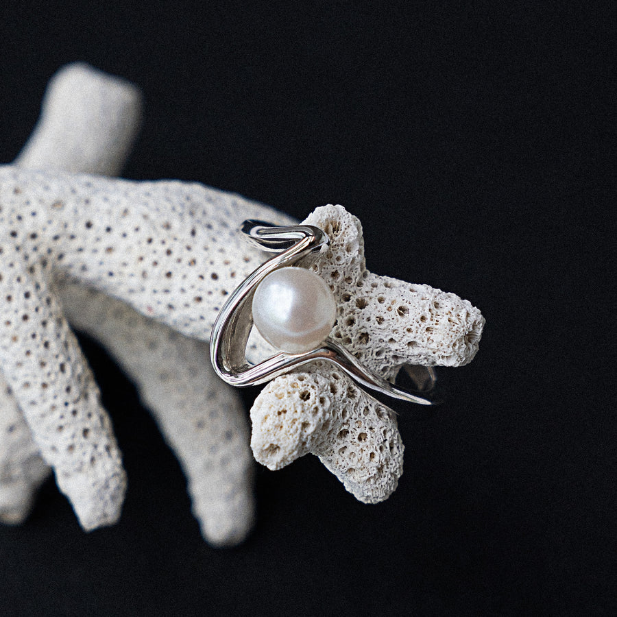 Sterling Silver Ring with Natural Freshwater Pearl