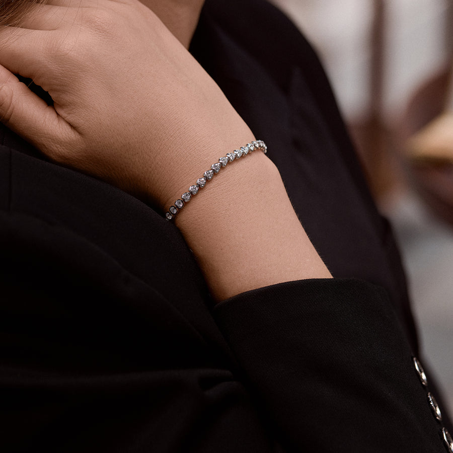 18K White Gold and Diamond Bracelet