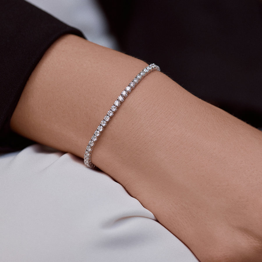 18K White Gold and Diamond Bracelet