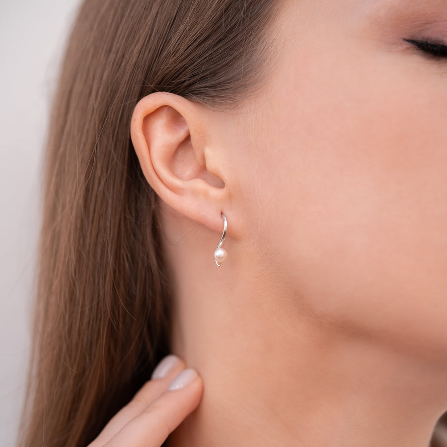 Sterling Silver Earrings with Fresh Water Pearl