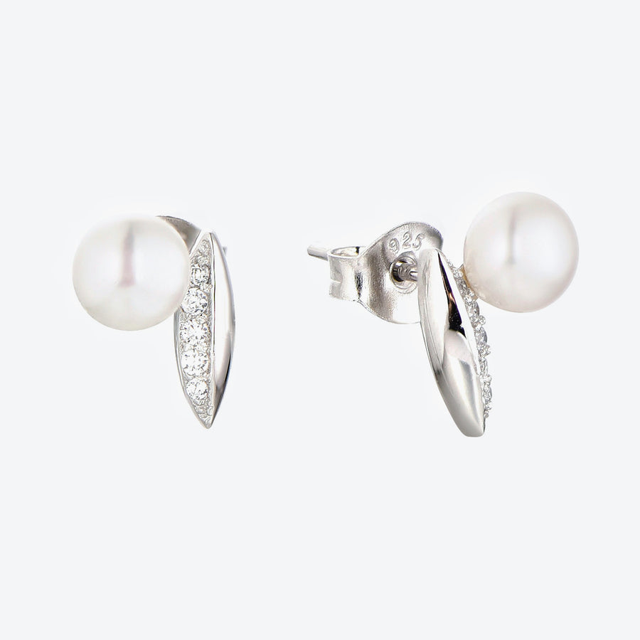 Sterling Silver Earrings with Fresh Water Pearl