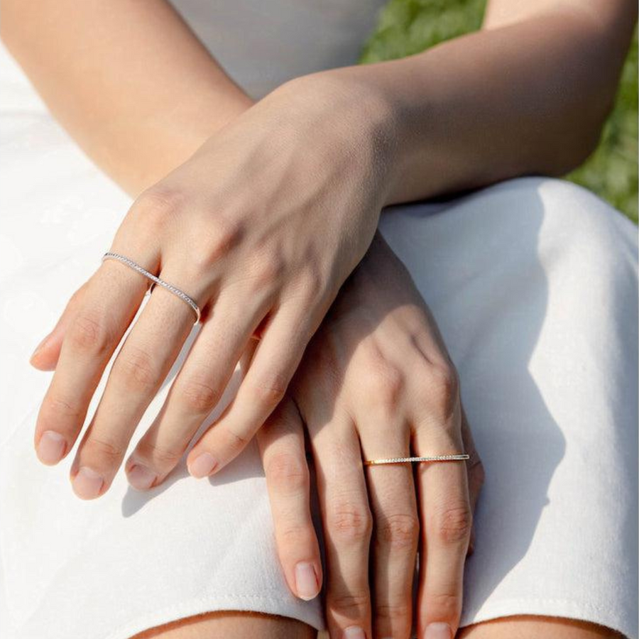 Sterling Silver Double Finger Ring with White Topaz