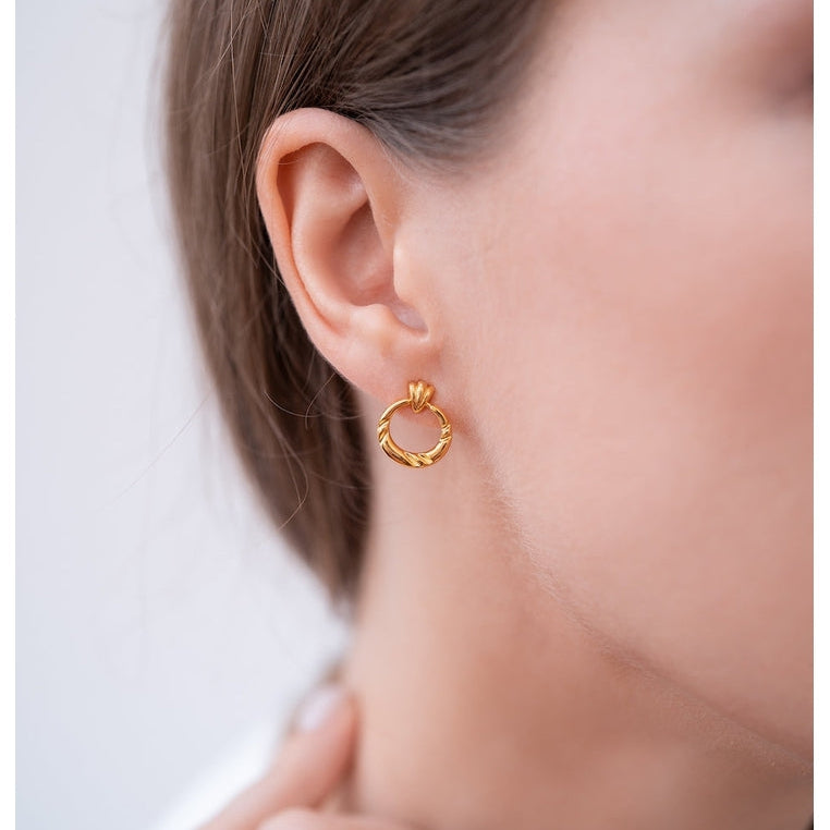 18K Gold Vermeil Circle Earrings