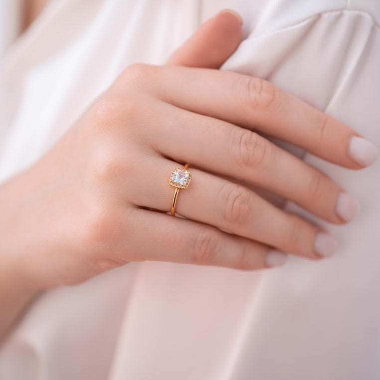 18K Gold Vermeil Ring with White Topaz